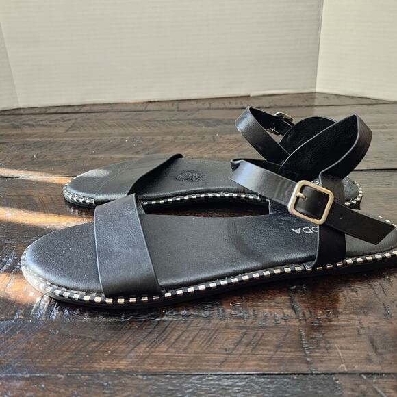 Top Moda Black Flat Sandals‎ Size 7.5 - Picture 1 of 5